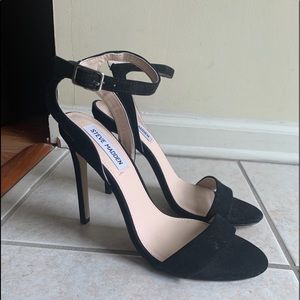 Steve Madden Scene black strap heels